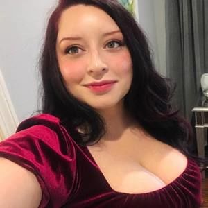 Meet your Posher, Ella